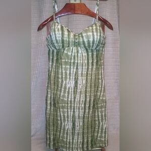 Tie-dyed Green White Bra Built In Strappy Sundress, Currants Brand Comfy Dress